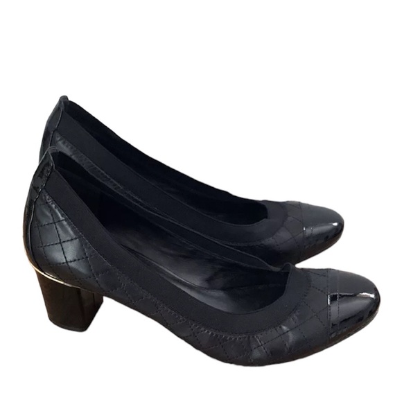 Tory Burch Carrie Quilted Mid-Heel Pump, Black size 10M - Main Image